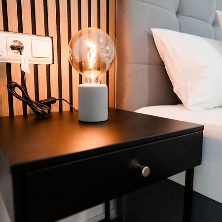 Kocasa-Apartments 01, City-Center Boeblingen, Stellplatz, Balkon, Waipu-Tv Dış mekan fotoğraf