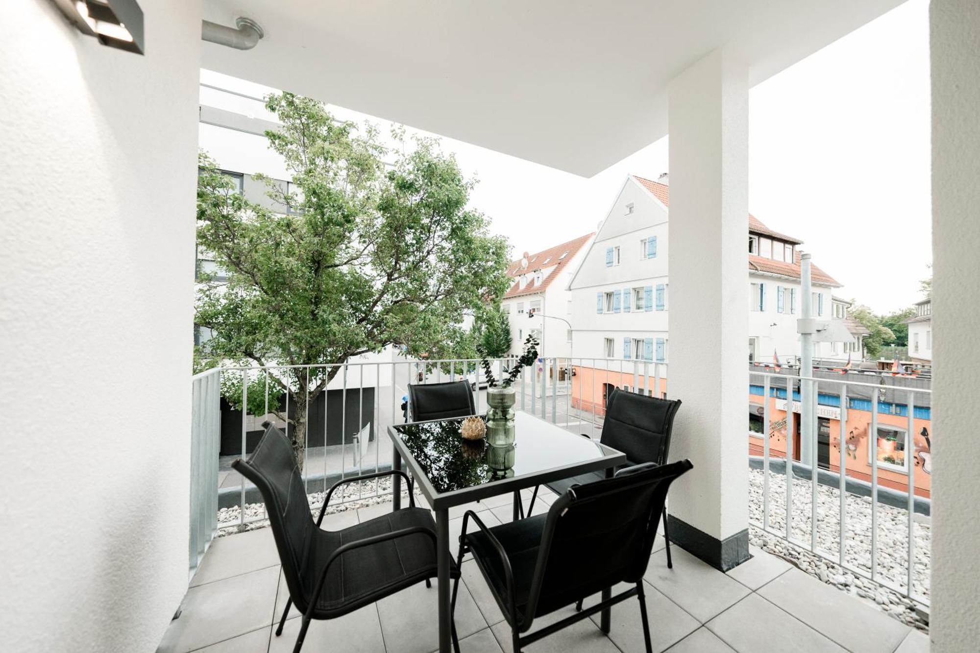Kocasa-Apartments 01, City-Center Boeblingen, Stellplatz, Balkon, Waipu-Tv Dış mekan fotoğraf